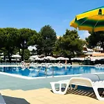 Functional Flat In A Pool Paradise * Bibione